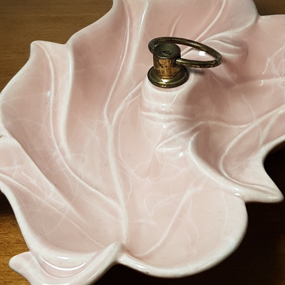 Vintage Pink Leaves Serving Dish With Handle - Picture 9 of 11